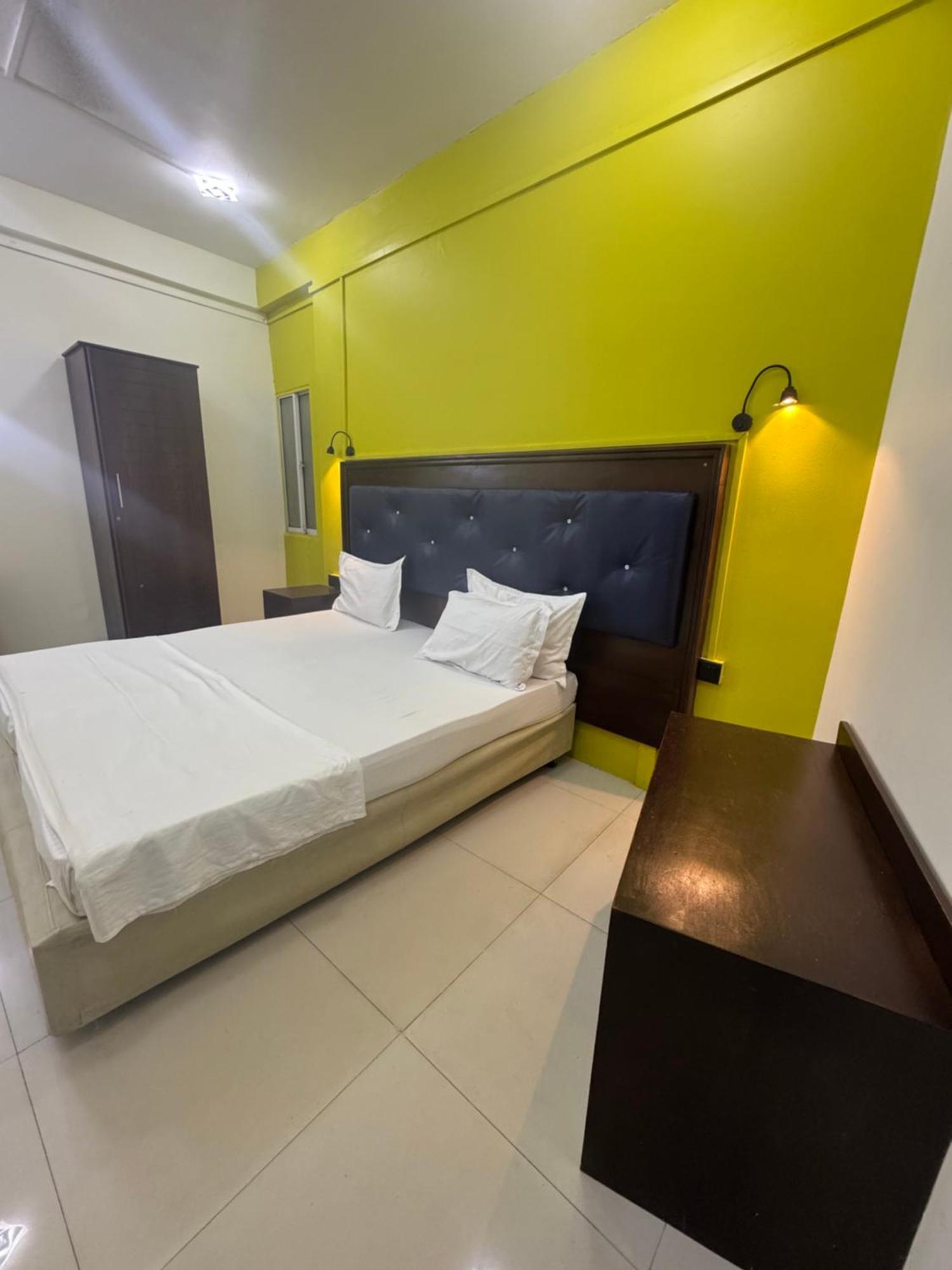 Metro City Hotel Kolombo Dış mekan fotoğraf