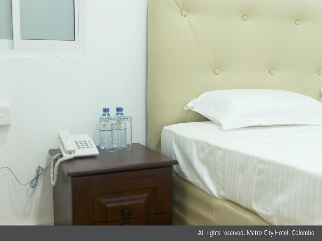 Metro City Hotel Kolombo Dış mekan fotoğraf