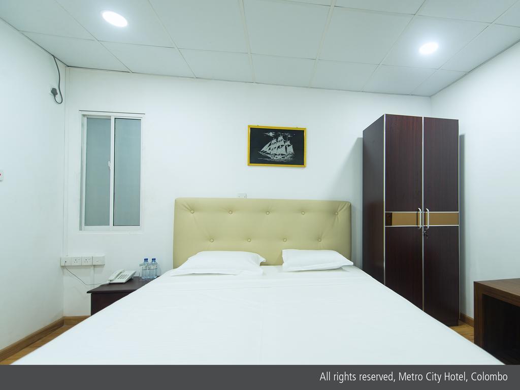 Metro City Hotel Kolombo Dış mekan fotoğraf