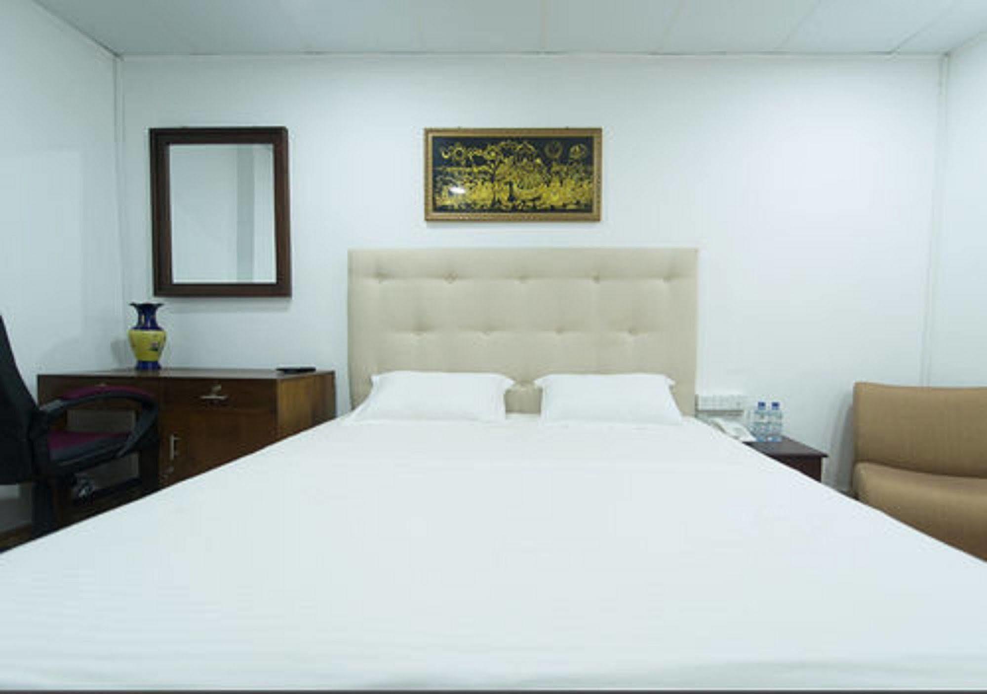 Metro City Hotel Kolombo Dış mekan fotoğraf