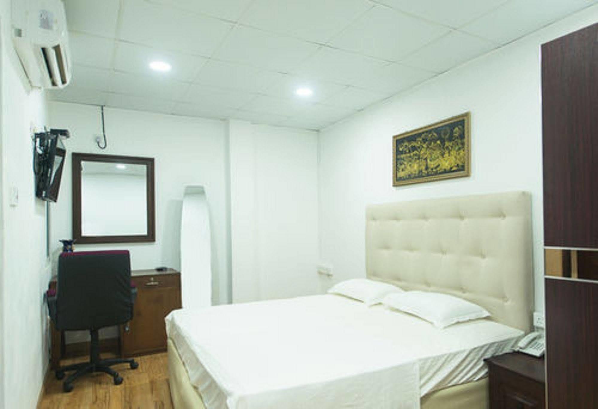 Metro City Hotel Kolombo Dış mekan fotoğraf